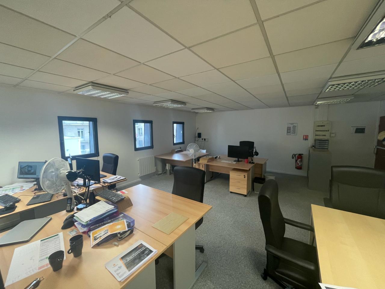 Bureau Tours 90m² Location bureau Tours Indre-et-Loire OLBUR2425354 1